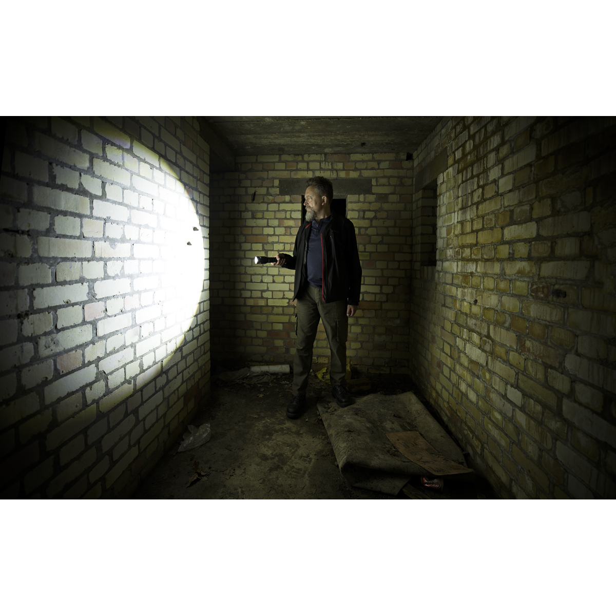 Sealey LED4494 Rechargeable Aluminium Torch with Adjustable Focus 60W COB LED