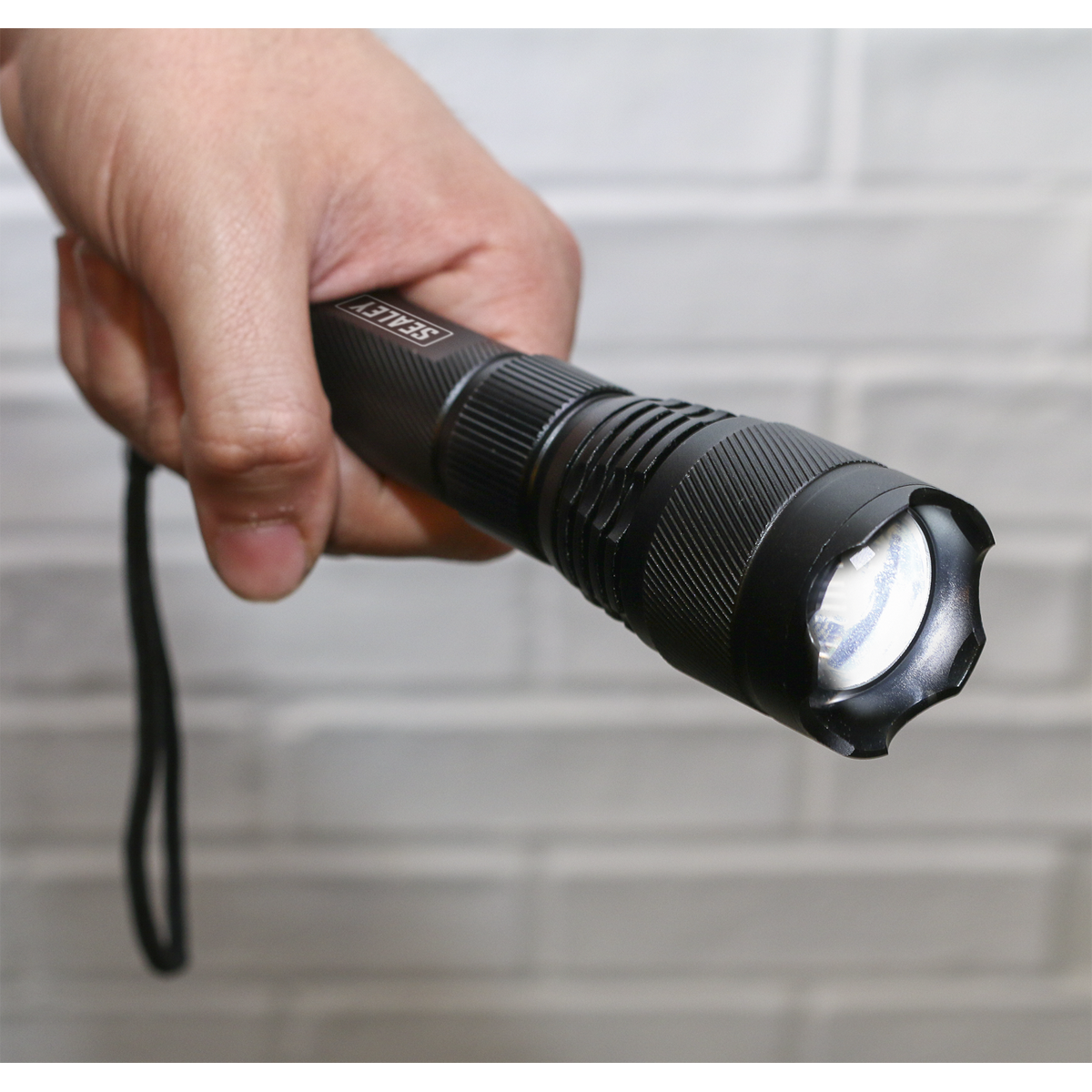 Sealey LED449 Rechargeable Aluminium Torch with Adjustable Focus 10W SMD LED