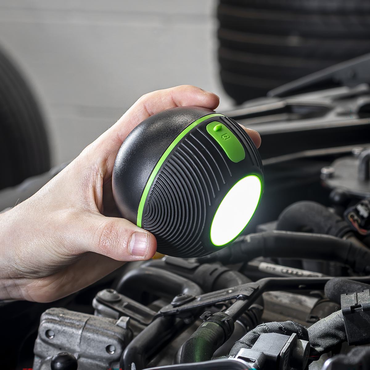 Sealey LEDSPH01 Magnetic Rotating Spotlight 6W COB LED