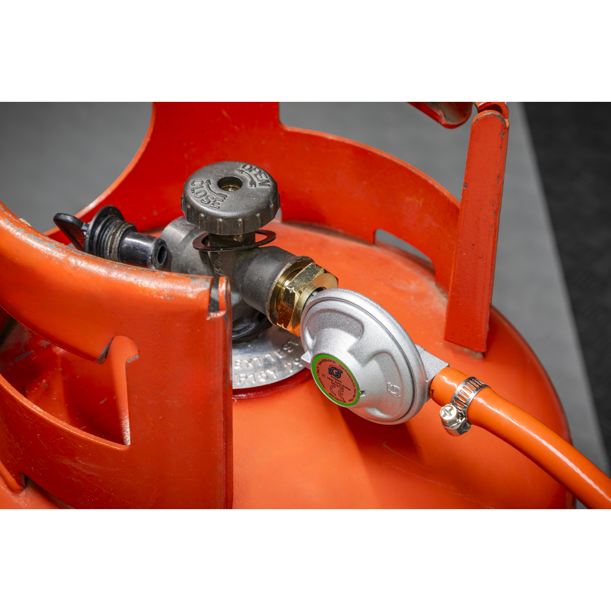 Sealey LP13 Bottle Mounting Propane Heater 14,330Btu/hr