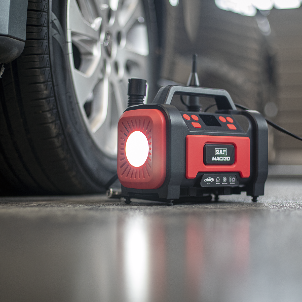 Sealey MAC13D Tyre Inflator & High-Volume Air Pump 12V/230V AC