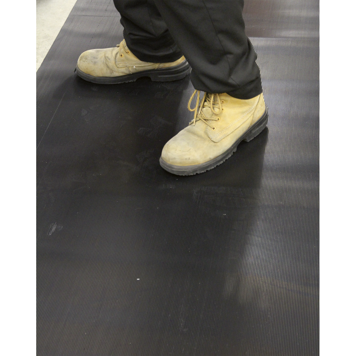 Sealey MCR1025 Ribbed Workshop Matting 1000 x 2500mm