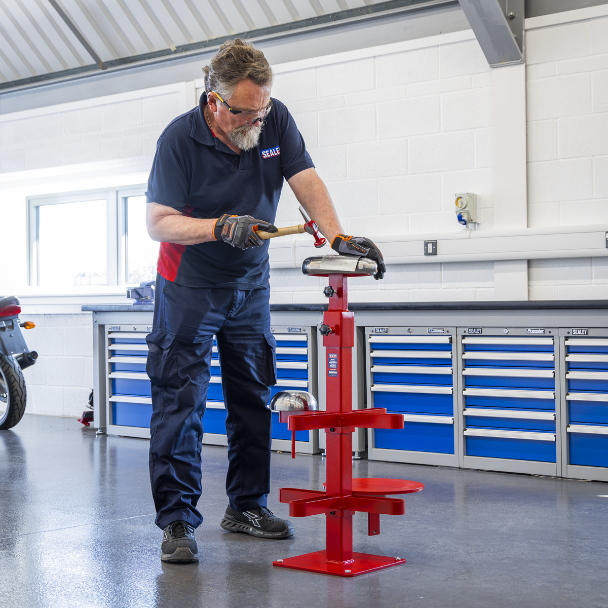 Sealey MW13 Tank Shaped Dolly for Bodywork Metal Forming