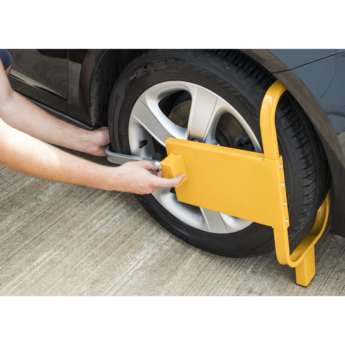Sealey PB397 Wheel Clamp with Lock & Key