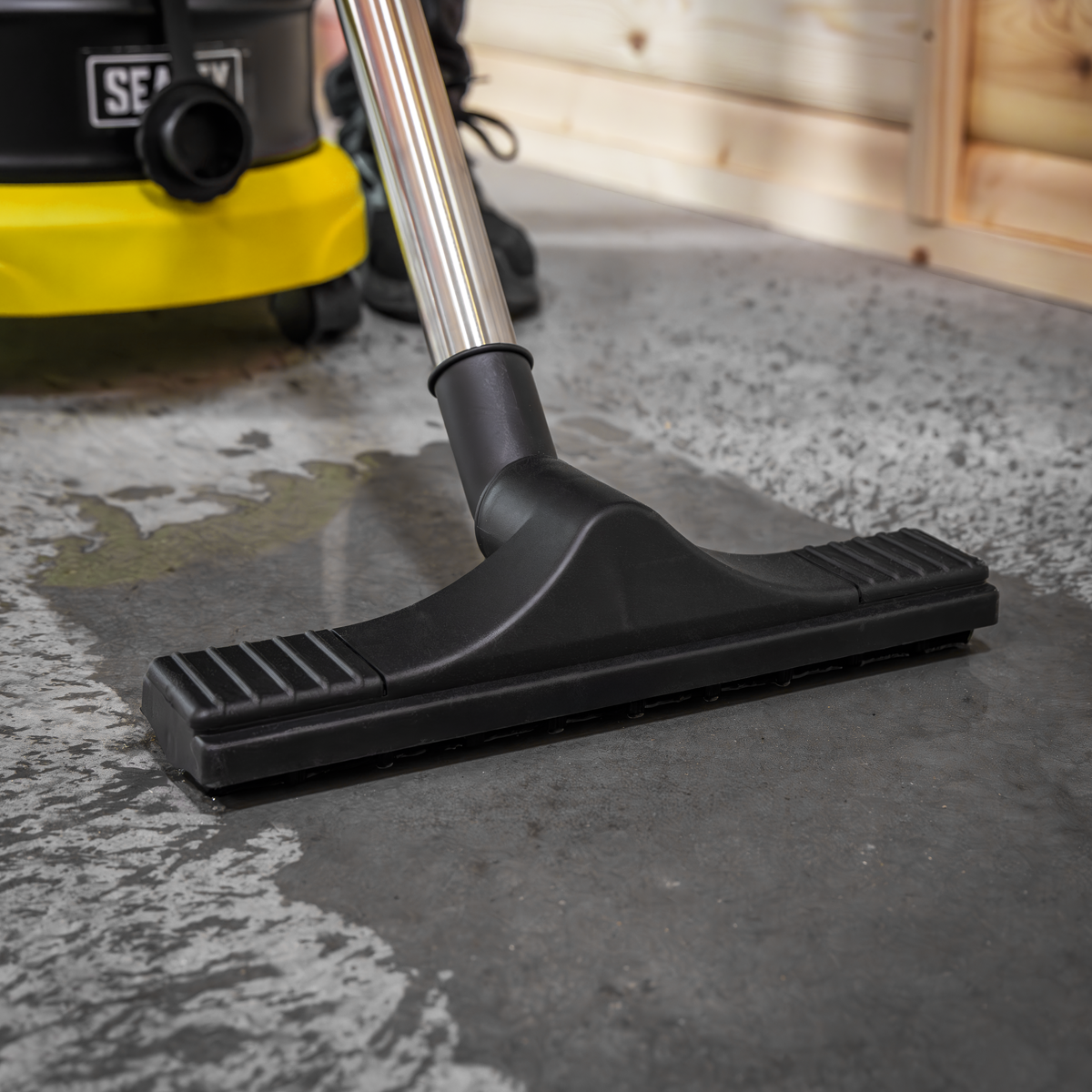 Sealey PC150BV110V BuilderVac® Wet & Dry Vacuum Cleaner 15L Stainless Steel Drum M Class Filtration 110V