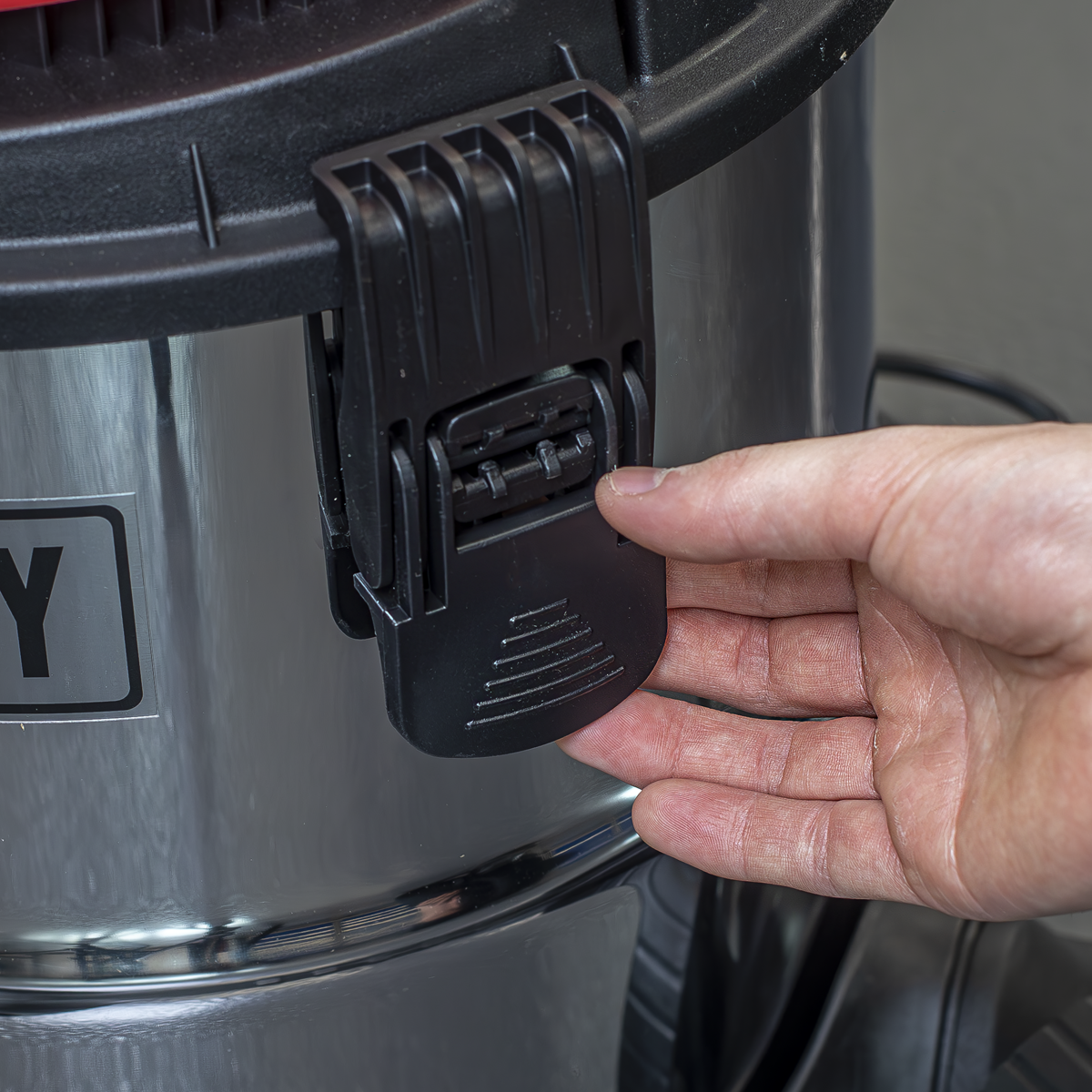 Sealey PC200SD 20L Vacuum Cleaner Wet & Dry Stainless Drum 1250W/230V