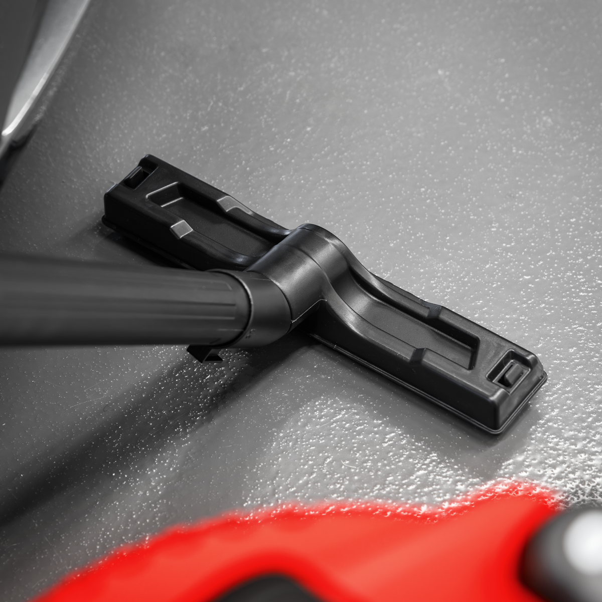 Sealey PC200 20L Vacuum Cleaner Wet & Dry 1250W/230V