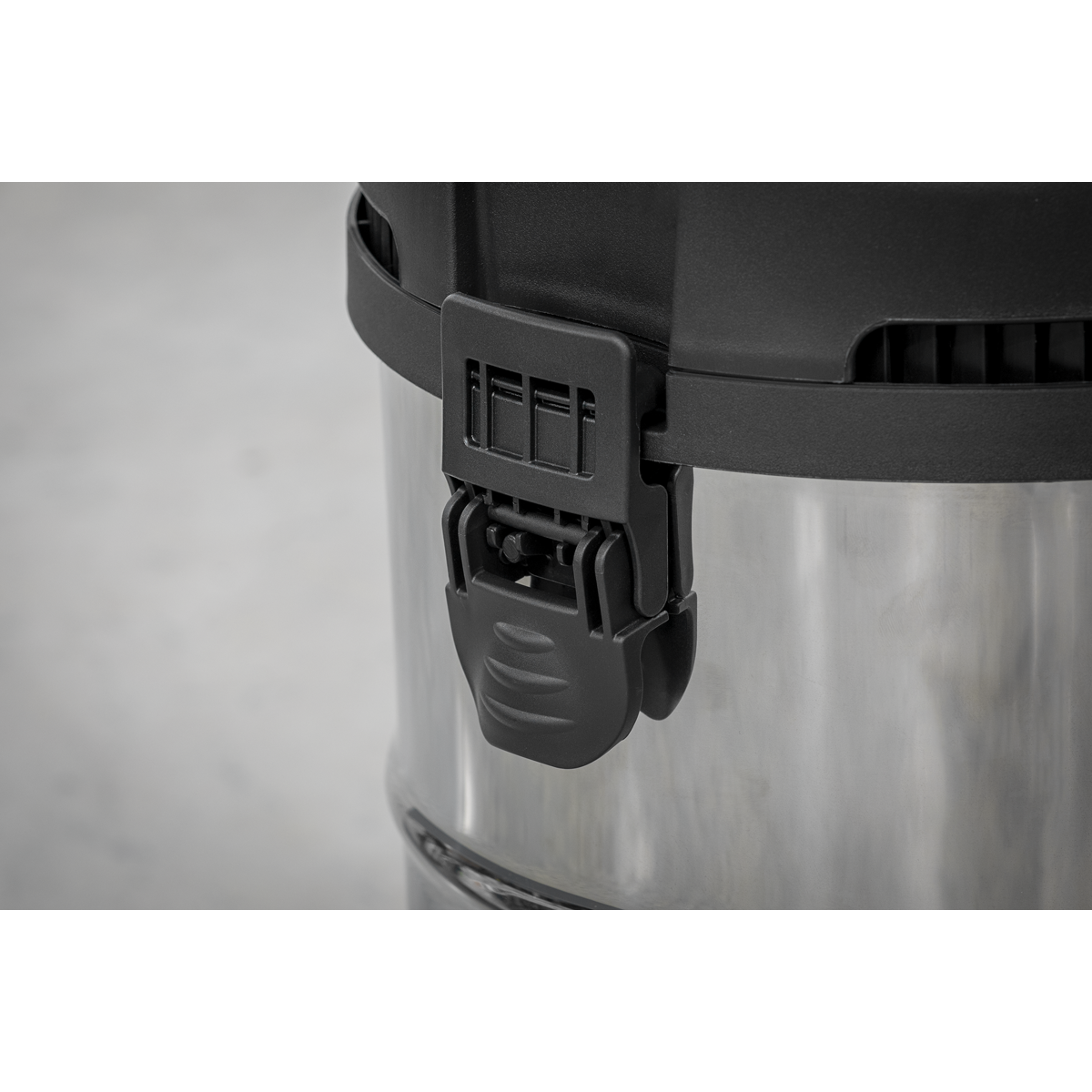 Sealey PC300SDAUTO Industrial Vacuum Cleaner Stainless Steel Drum Auto Start 30L 1400W/230V