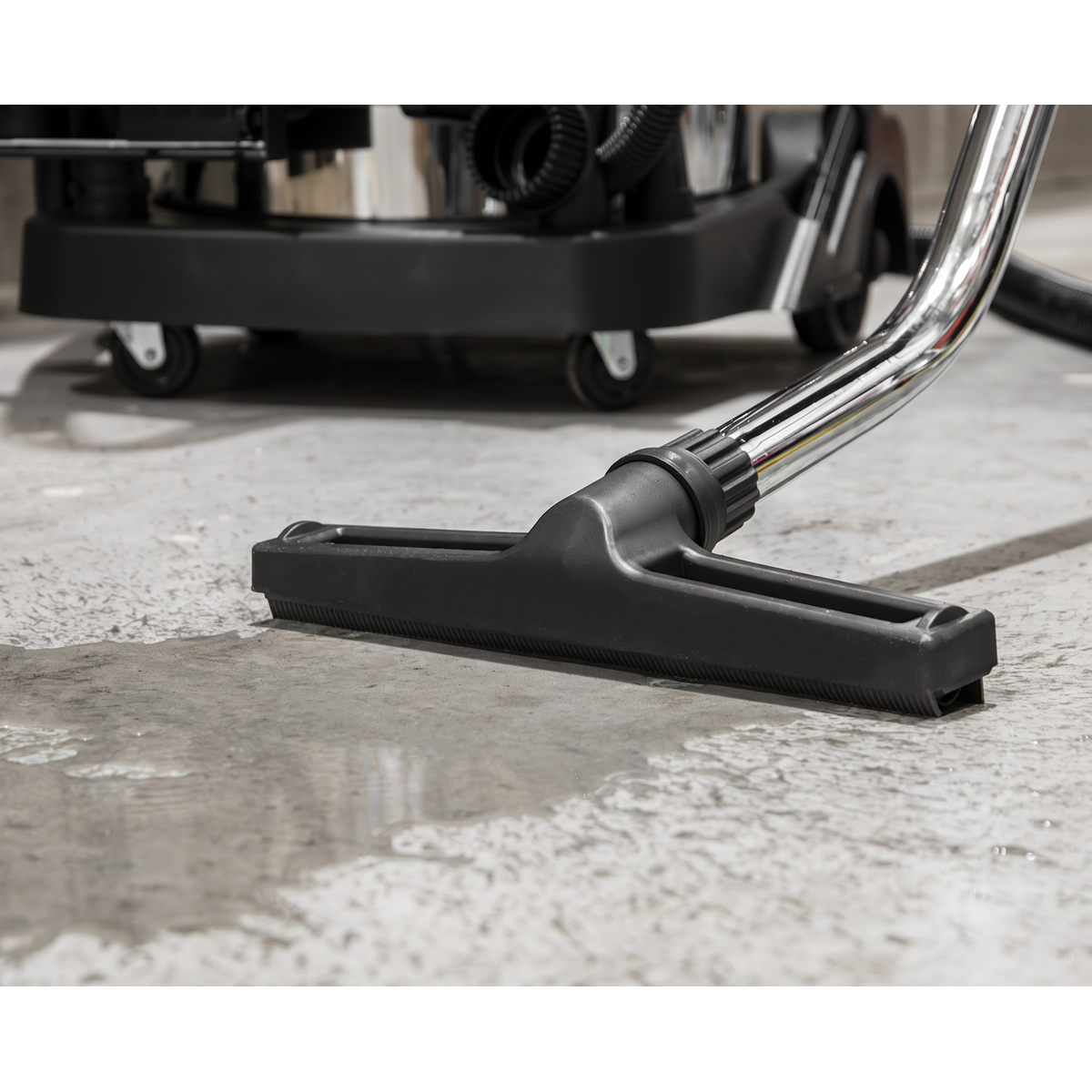 Sealey PC4100 100L Vacuum Cleaner Wet & Dry with Stainless Steel Drum 3000W/230V