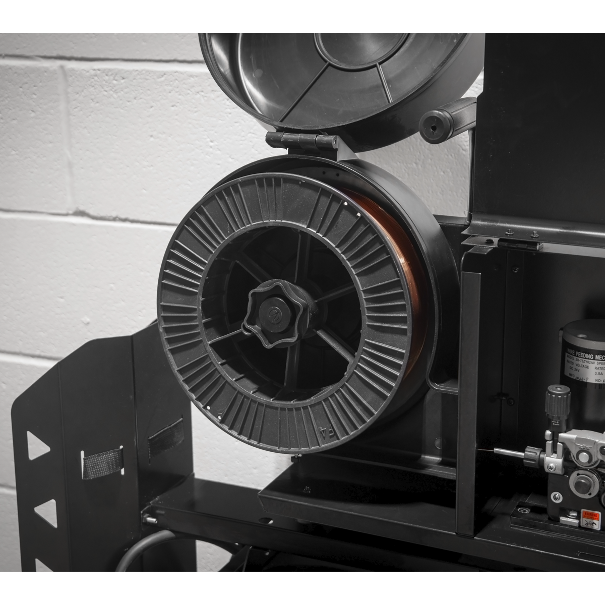 Sealey POWERMIG500i 500A Professional Gas/Gasless MIG/TIG/MMA Inverter Welder With Portable Wire Feeder 400V 3ph