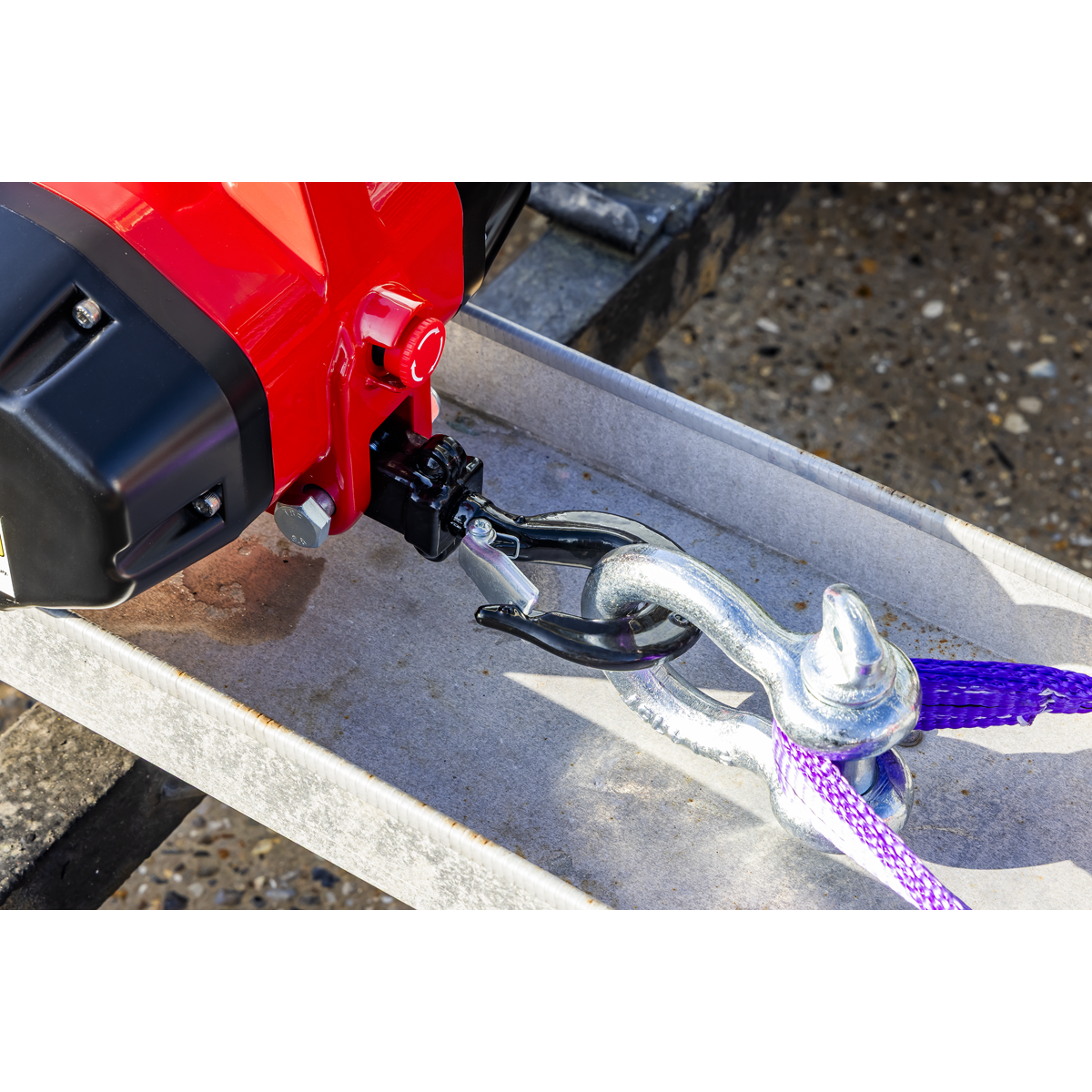 Sealey PPH500/24 Portable Handheld Winch 500kg Pulling Force 20V