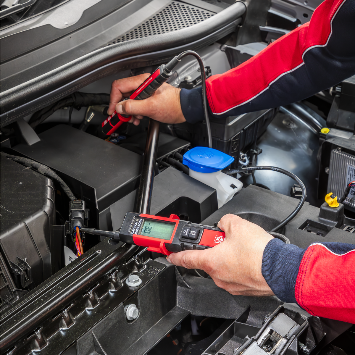 Sealey PPHY High Voltage CAT IV Tester for Hybrid/Electric Vehicles 1000V