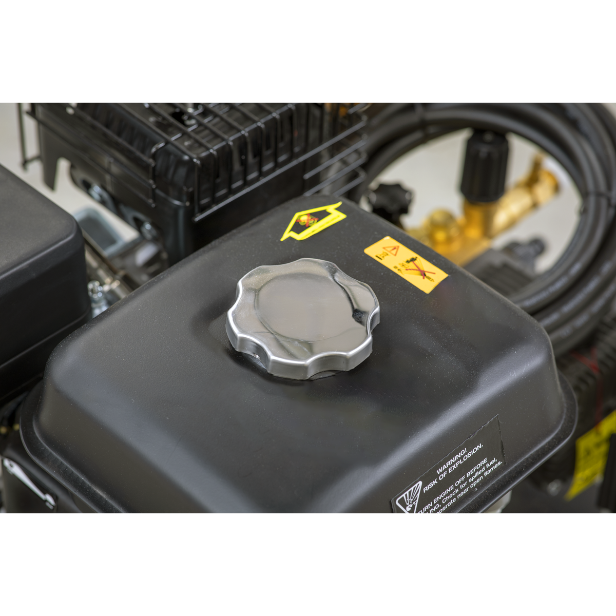 Sealey PWM2500 Pressure Washer 220bar 636L/hr 6.5hp - Petrol