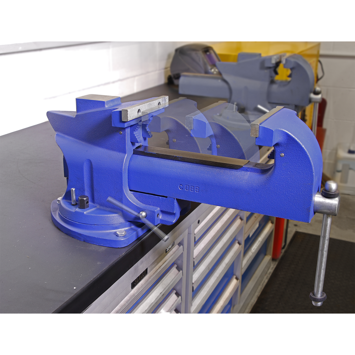 Sealey QAV150 Quick Action Cast Iron Vice with Swivel Base 150mm