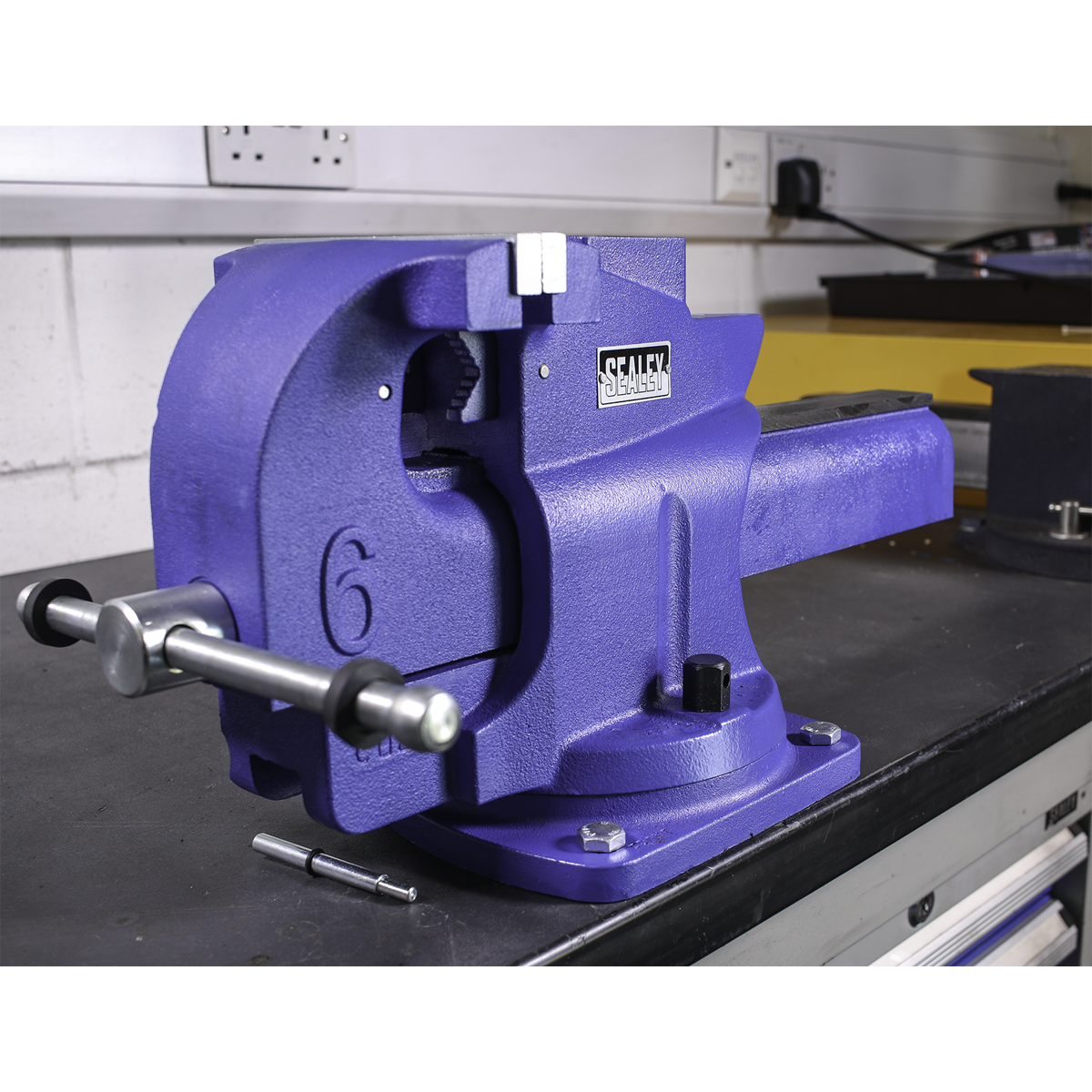 Sealey QAV150 Quick Action Cast Iron Vice with Swivel Base 150mm