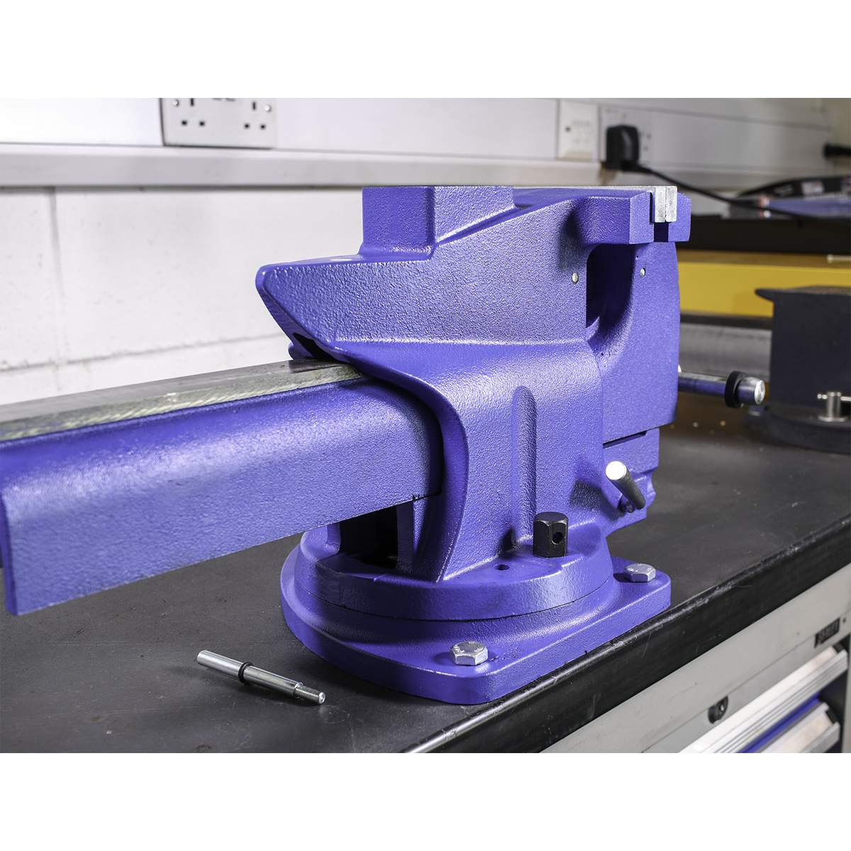 Sealey QAV150 Quick Action Cast Iron Vice with Swivel Base 150mm