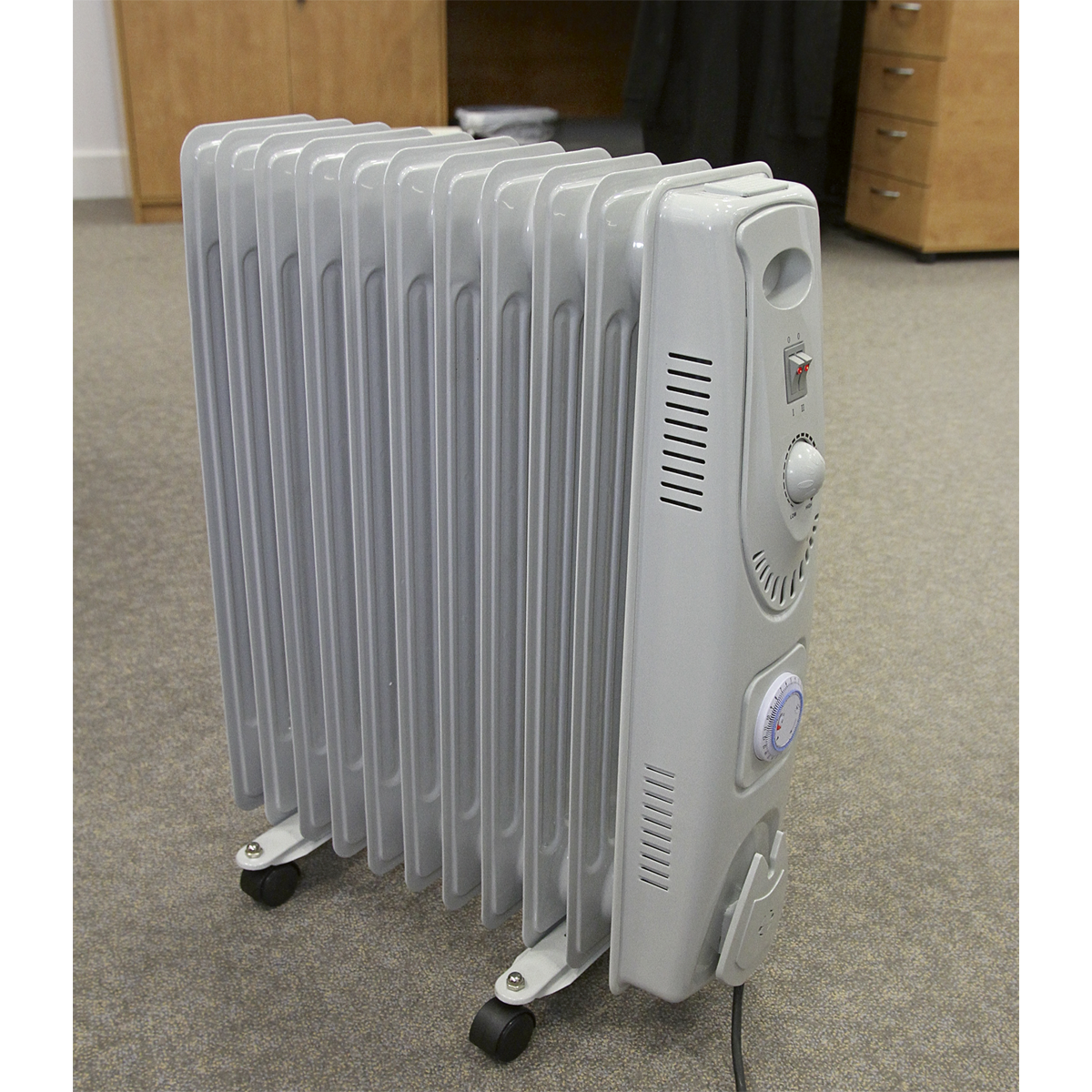 Sealey RD2500T 11-Element Oil Filled Radiator with Timer 2500W/230V