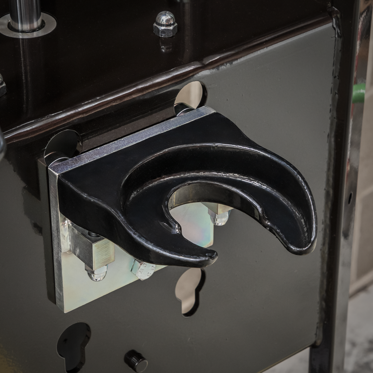 Sealey RE01 Right-Handed Coil Spring Yoke - Small