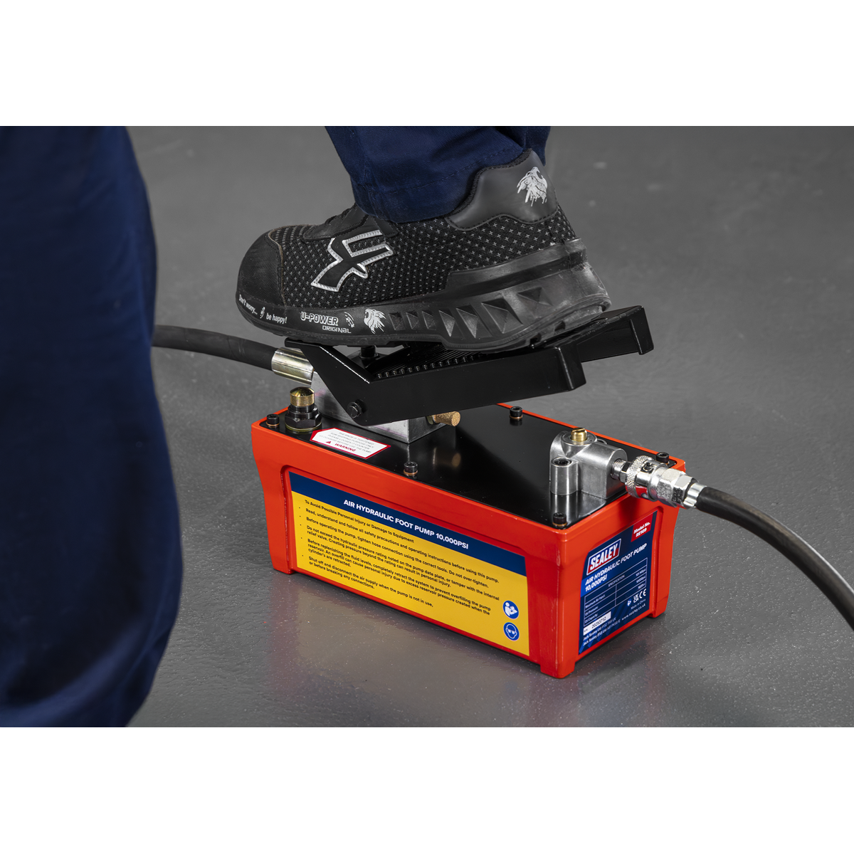 Sealey RE109 Air Hydraulic Foot Pump 10,000psi
