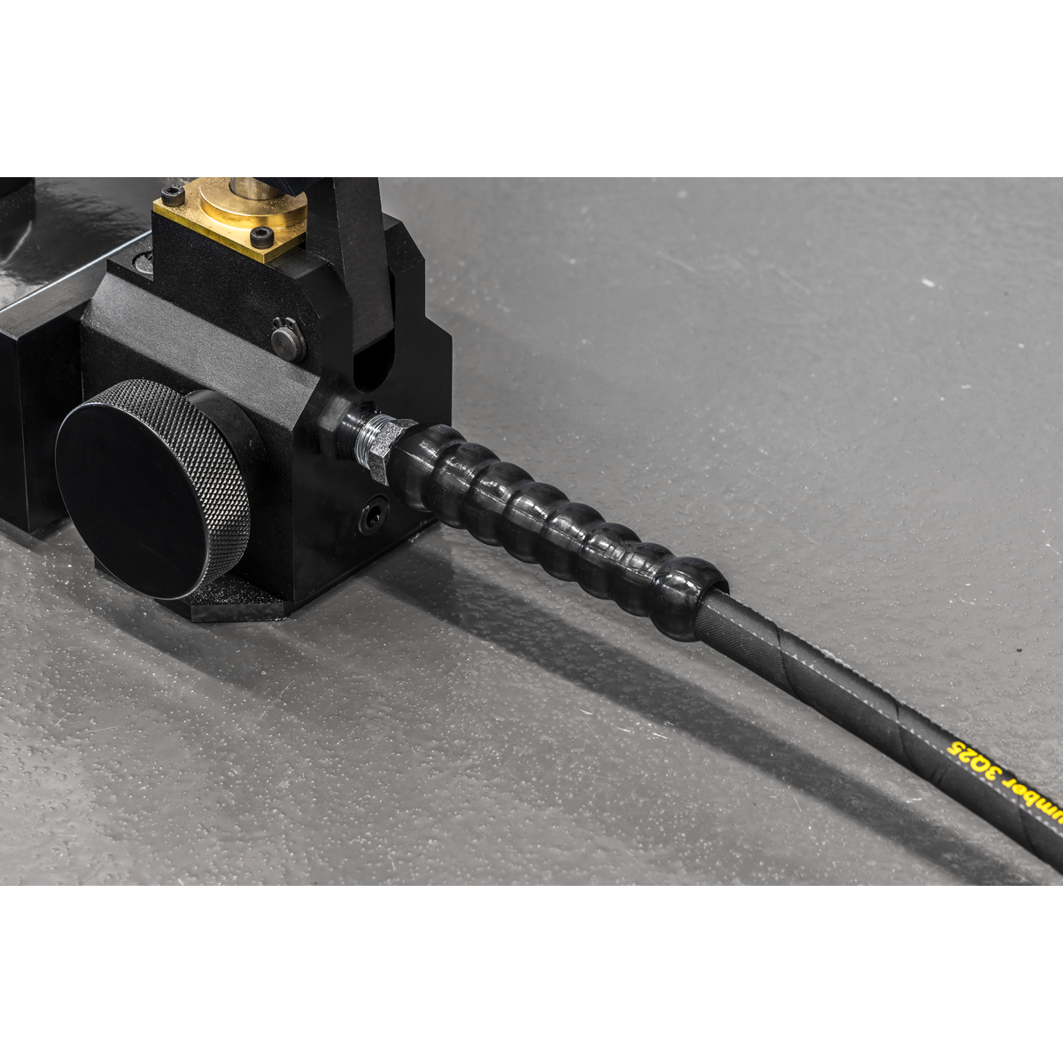Sealey RE111 High Pressure Hydraulic Hose 3/8" & 3/8" to 1/4" Adaptor