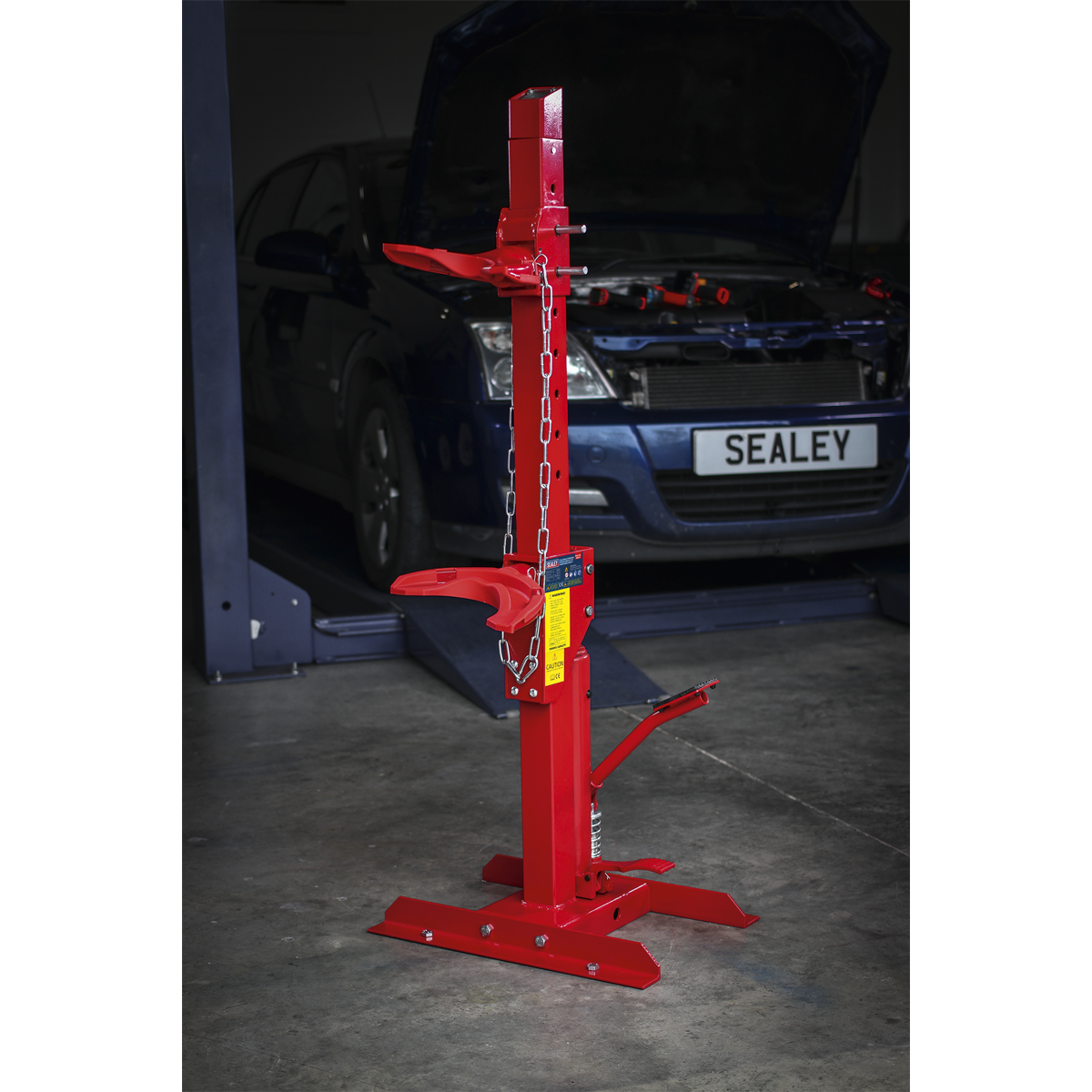 Sealey RE2311 Hydraulic Coil Spring Compressing Station with Gauge 2000kg Capacity