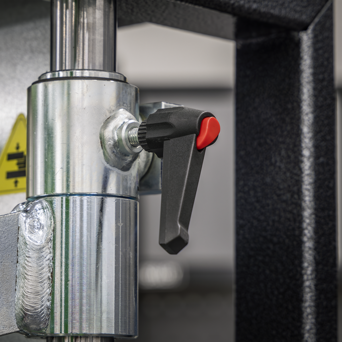 Sealey RE2500 Air Operated Coil Spring Compressor 2500kg