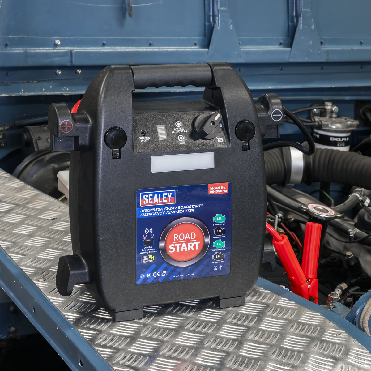 Sealey RS105B RoadStart® 12/24V Emergency 8-Cylinder Jump Starter 6L