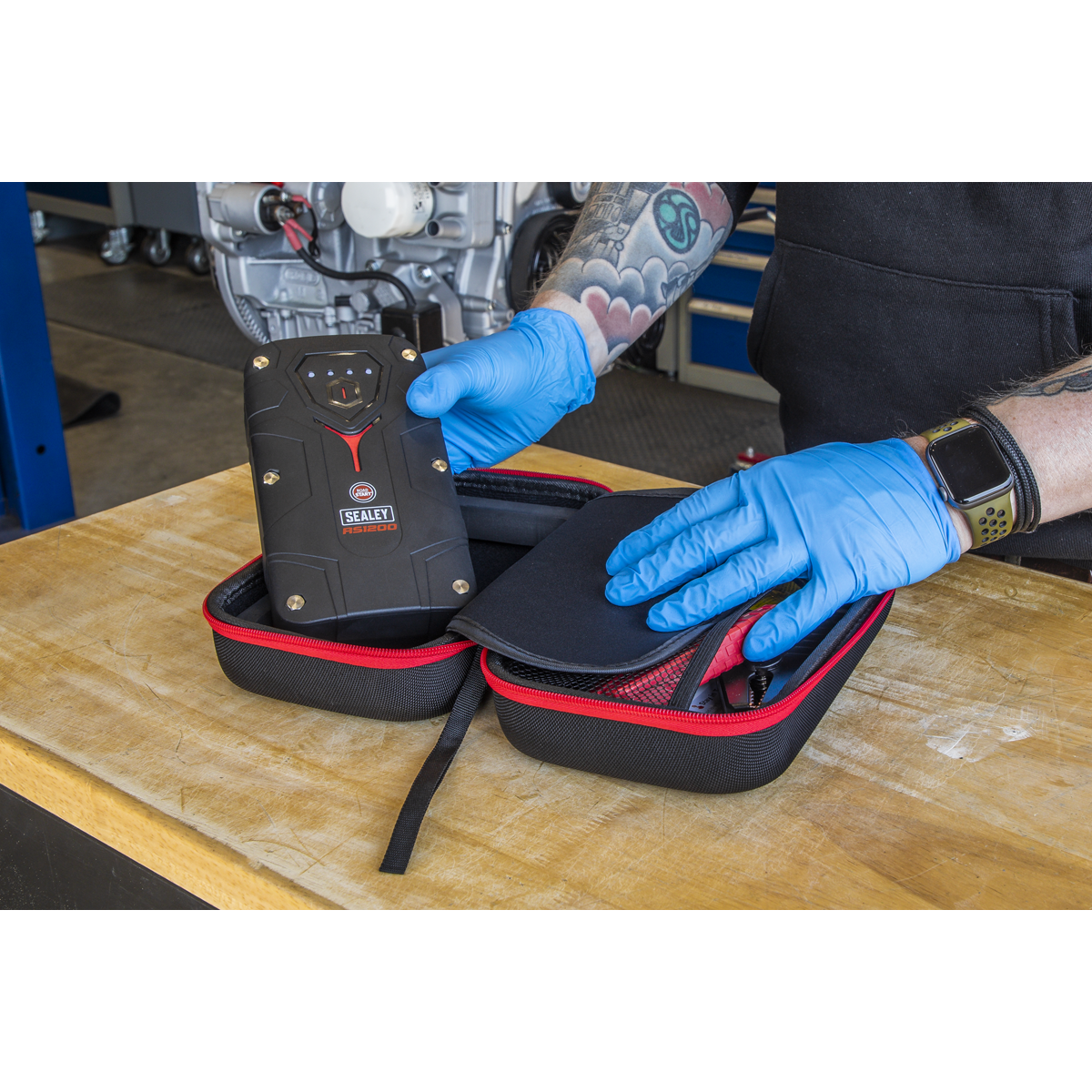 Sealey RS1200 RoadStart® 12V Lithium-ion Jump Starter Power Pack 1200A