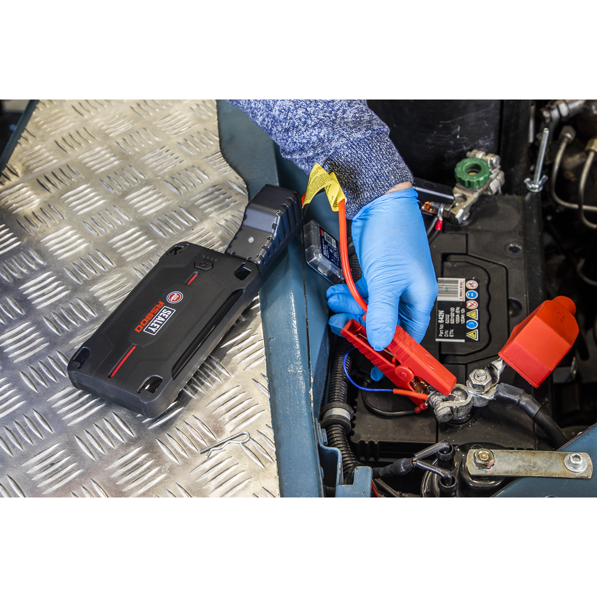 Sealey RS800 RoadStart® 12V Lithium-ion Jump Starter Power Pack 800A