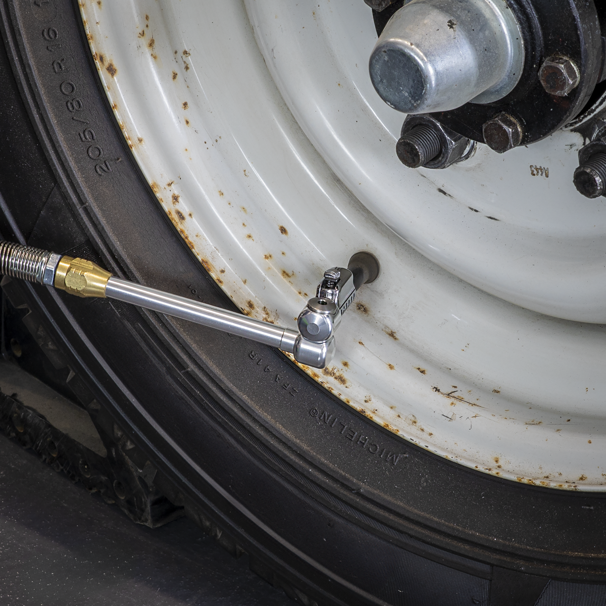 Sealey SA360 Clip-On Connector for Tyre Inflators Swivel Head