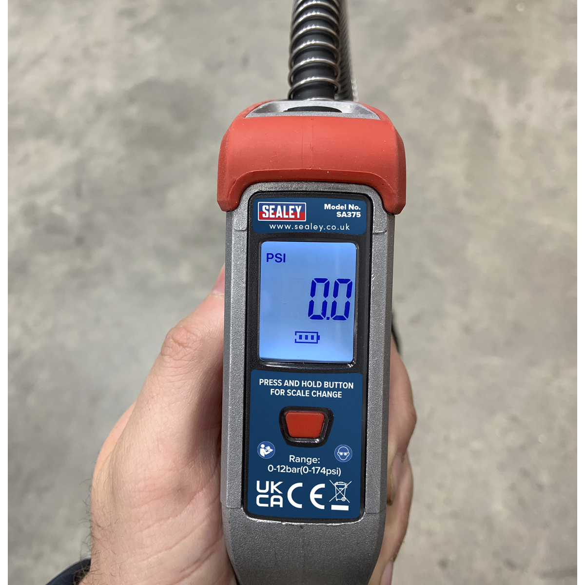 Sealey SA375 Digital Tyre Inflator with 2.7m Hose & Clip-On Connector