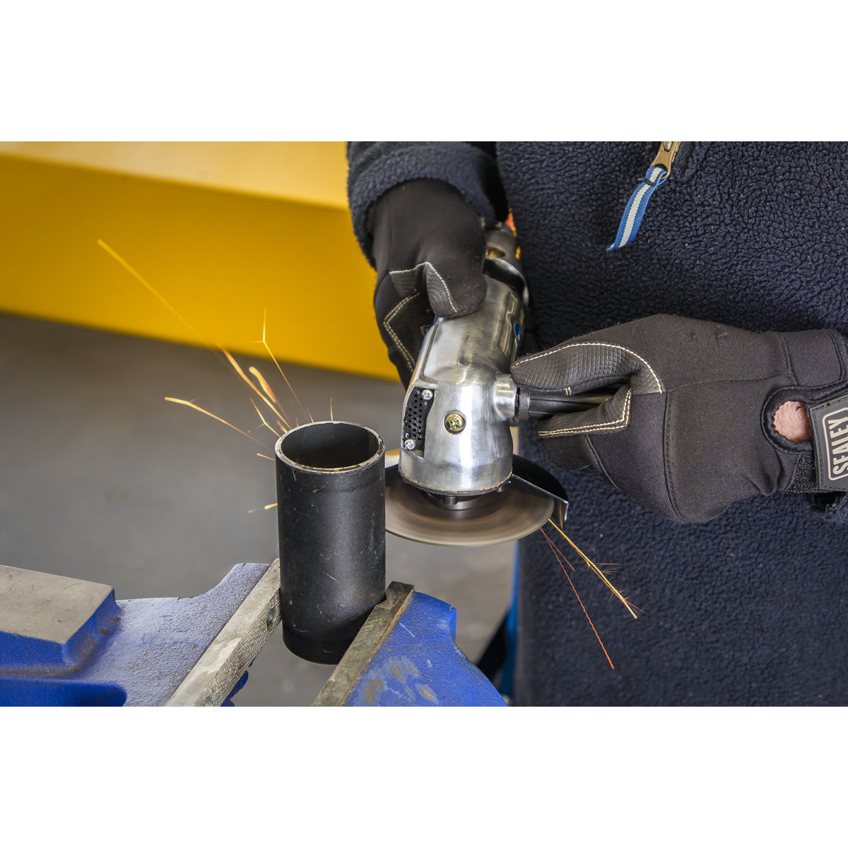 Sealey SA44 Air Angle Grinder 100mm