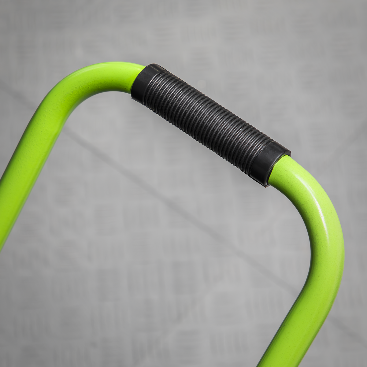 Sealey SAC2420EPK 24L Direct Drive Air Compressor 2hp with 4pc Air Accessory Kit