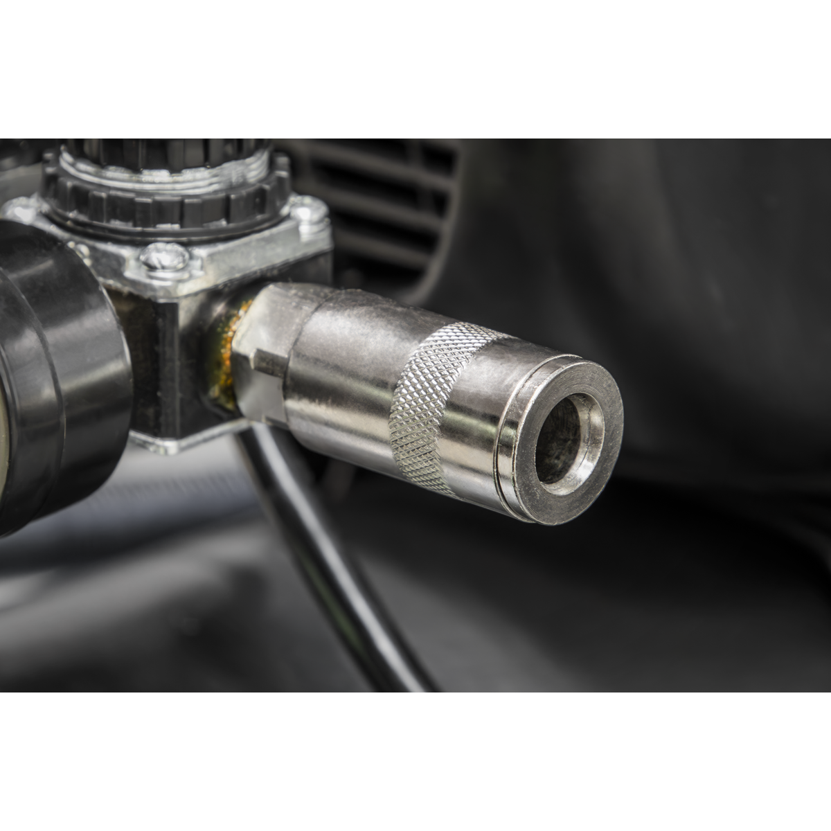 Sealey SAC2420EPK 24L Direct Drive Air Compressor 2hp with 4pc Air Accessory Kit