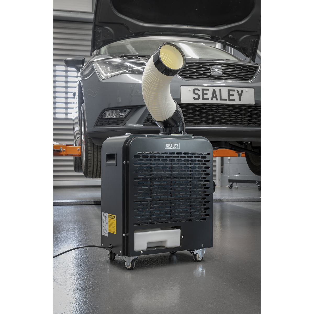 Sealey SAC7001 Industrial Spot Cooler Air Conditioner/Air Cooler 6,800Btu/hr (2kW)