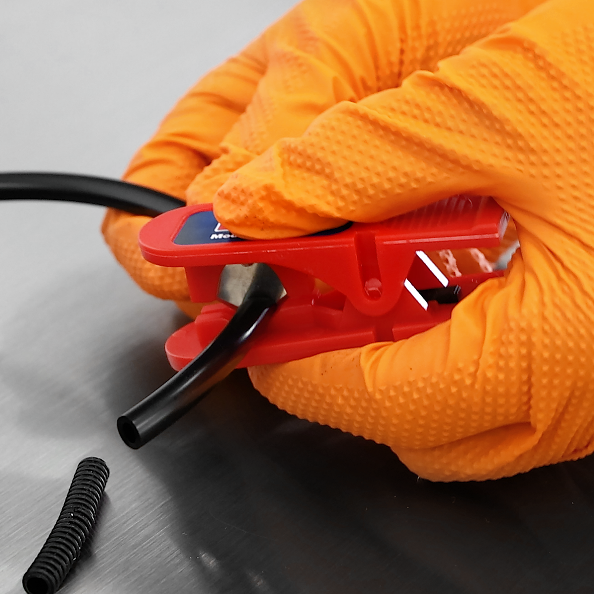 Sealey SC127 Rubber Tube Cutter 3-12.7mm