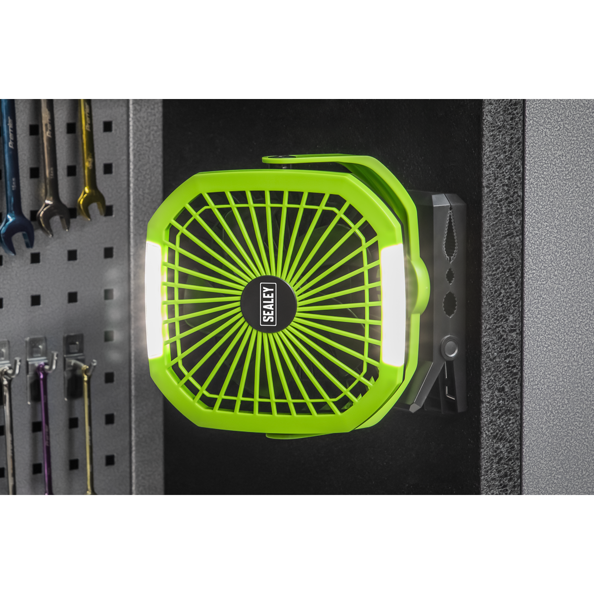 Sealey SCF8WL 8" Small Portable Clip Fan with Worklight 4-Speed