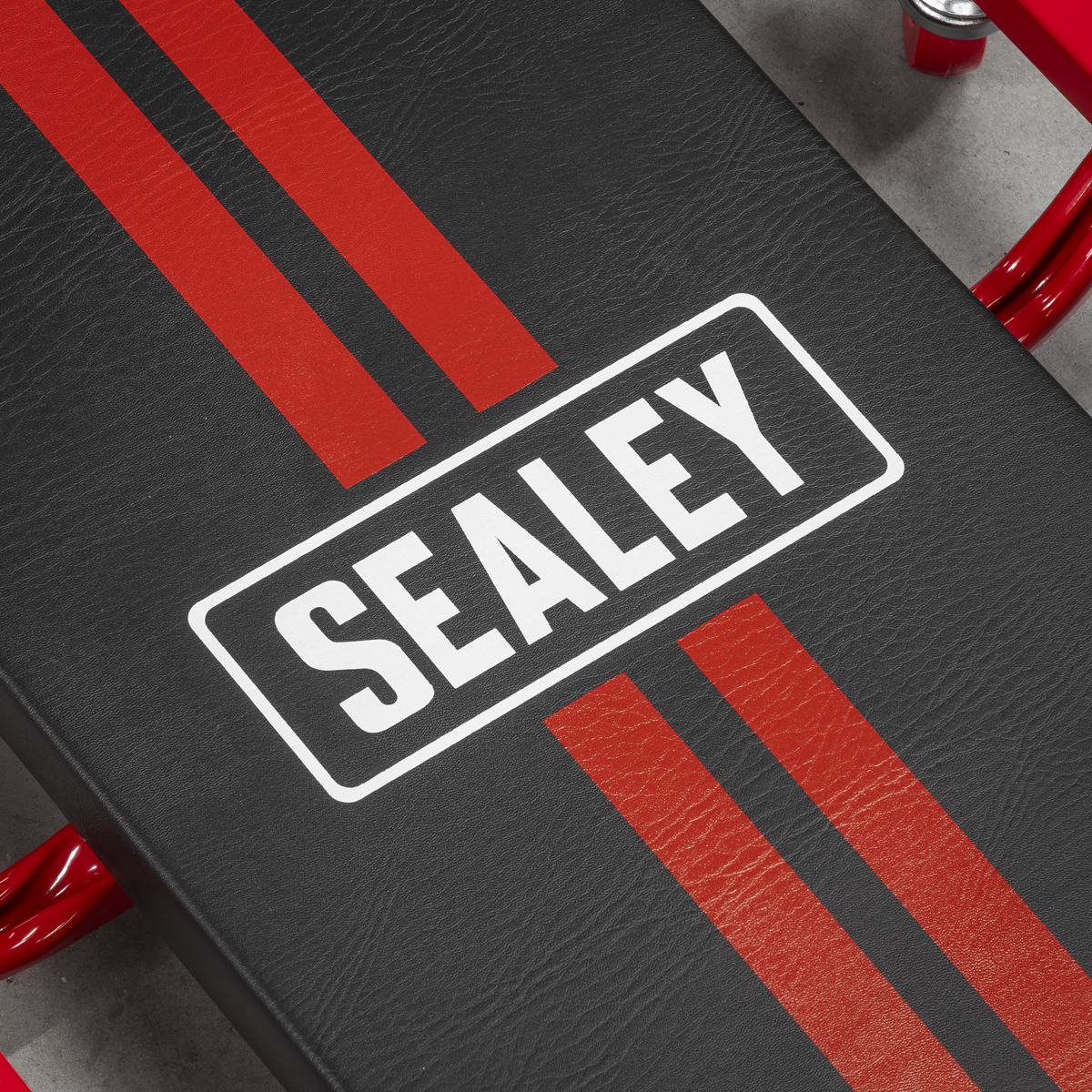 Sealey SCR74 American-Style Deluxe Creeper with Steel Frame, 6 Wheels & Adjustable Headrest 40"
