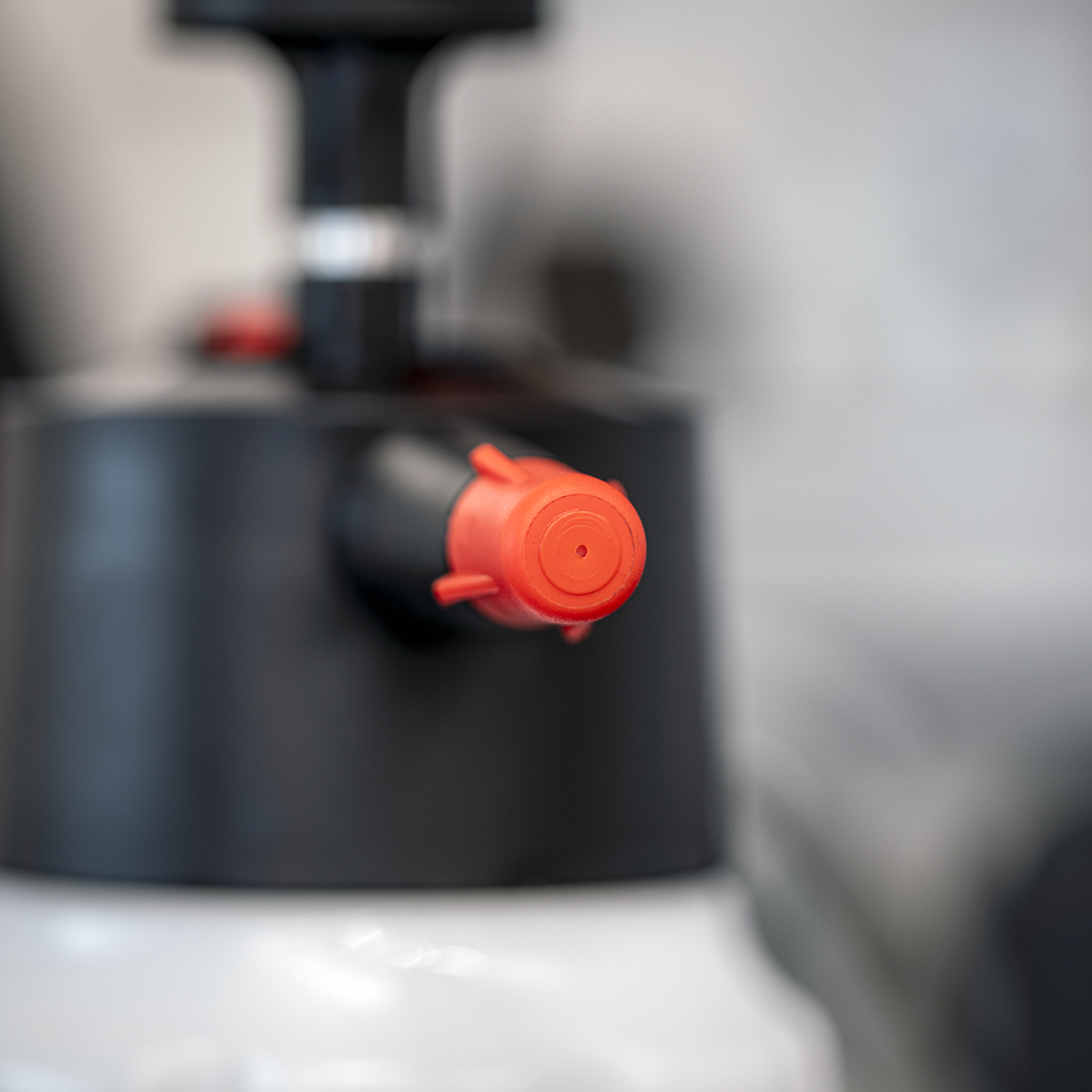 Sealey SCSG09 Snow Foaming/Detailing/Maintenance Pressure Sprayer 2L