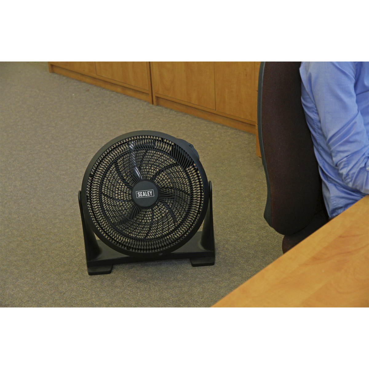 Sealey SFF16 16" Small Desk Fan 3-Speed 230V
