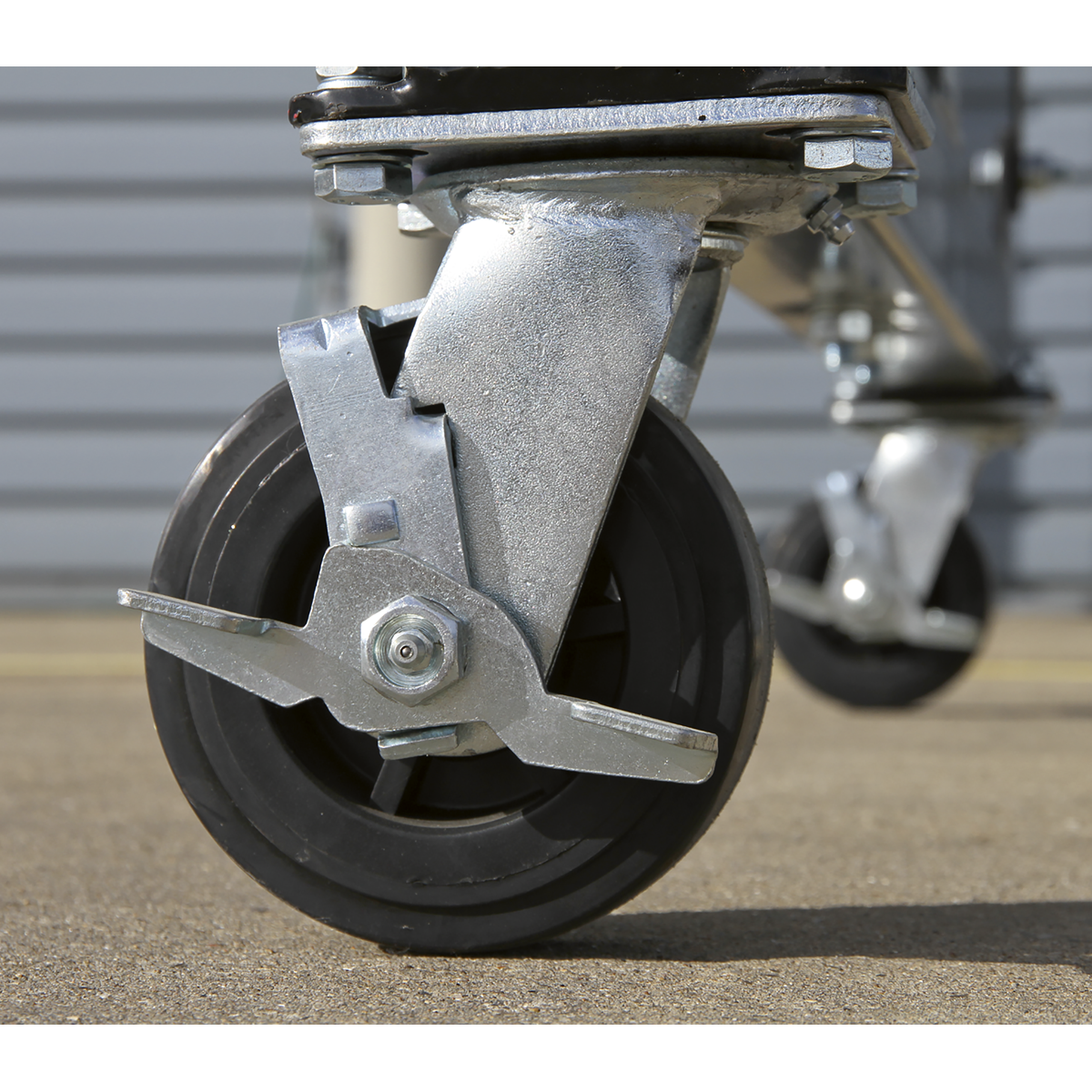 Sealey SG2000W Portable Lifting Adjustable Gantry Frame 2 Tonne