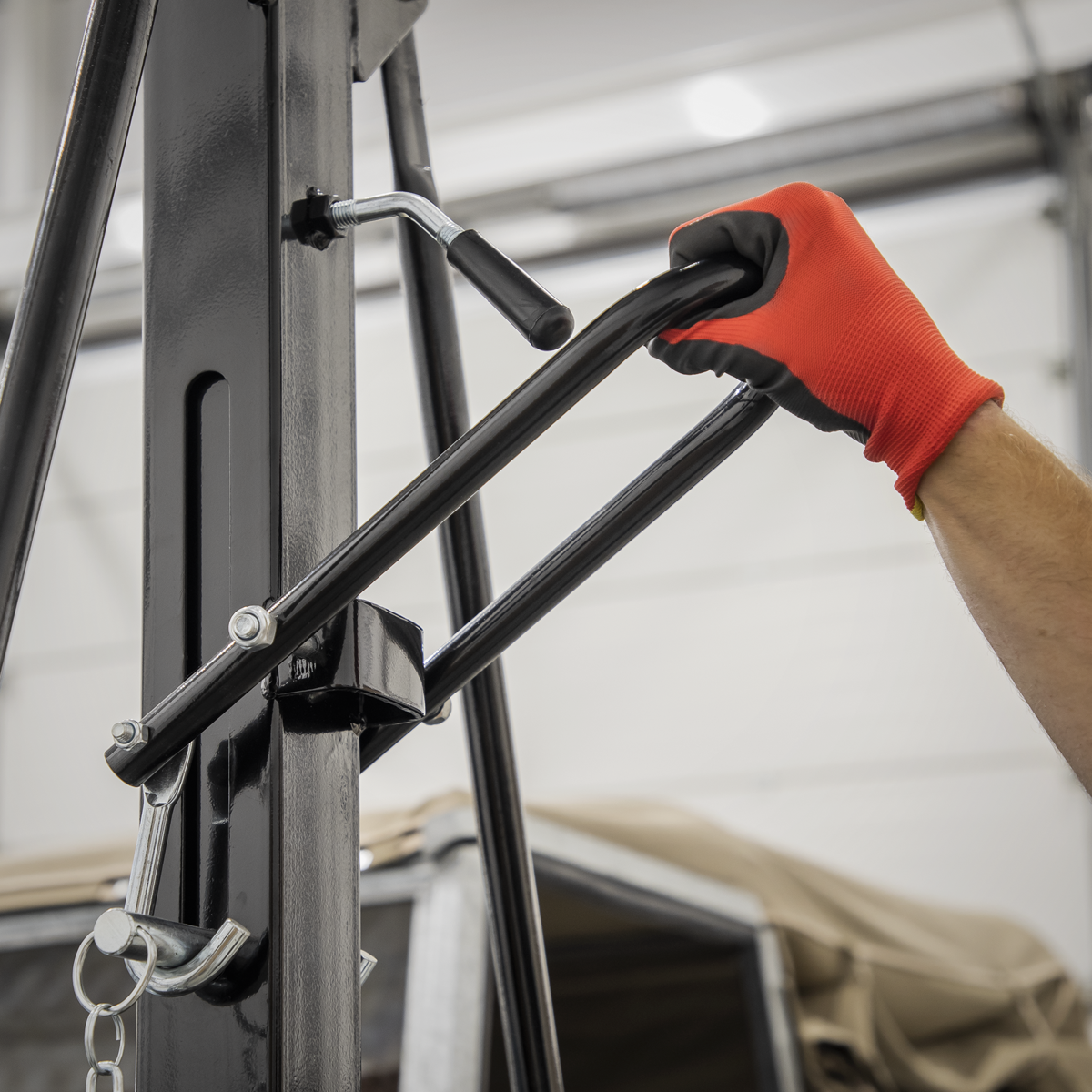 Sealey SG500KIT Portable Lifting Adjustable Gantry Frame 0.5 Tonne & Hoist Combo