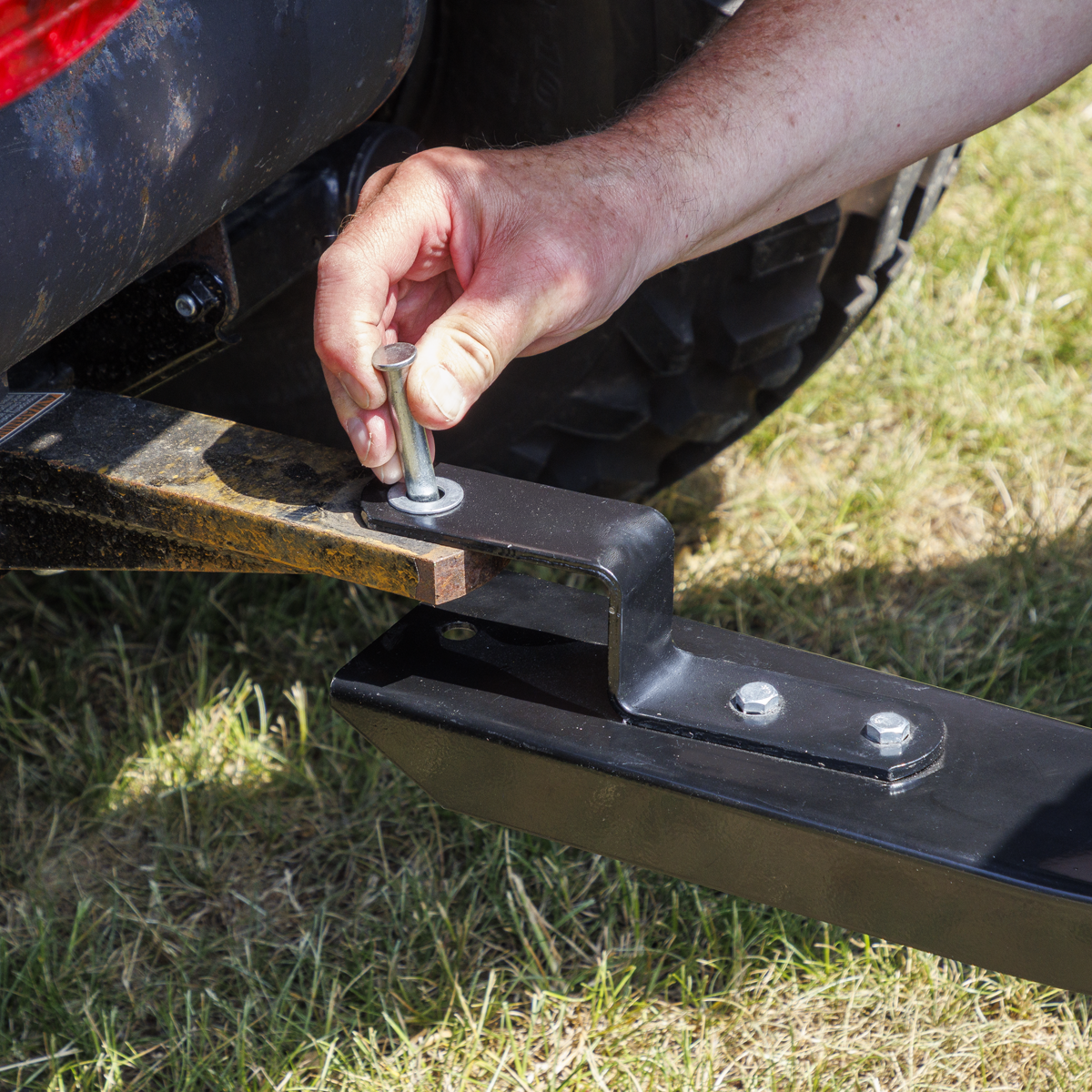 Sealey SLA48T 48"Tow Behind Plug Aerator