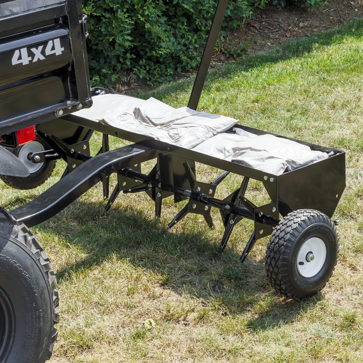 Sealey SLA48T 48"Tow Behind Plug Aerator