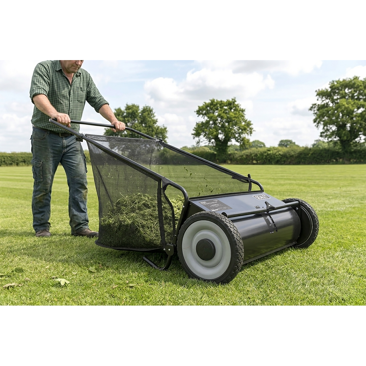 Sealey SLS26 26" Walk Behind Garden Sweeper 200L Capacity