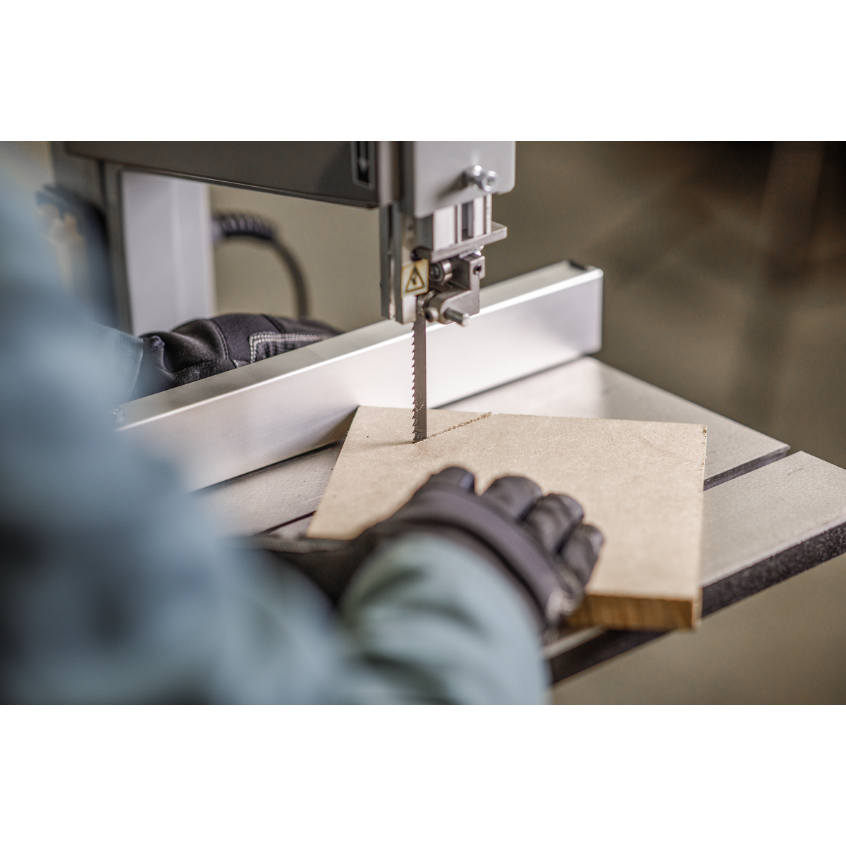 Sealey SM1304 Professional Bandsaw 245mm