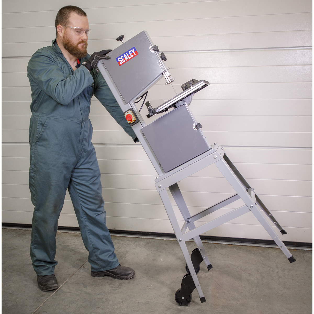 Sealey SM1304 Professional Bandsaw 245mm