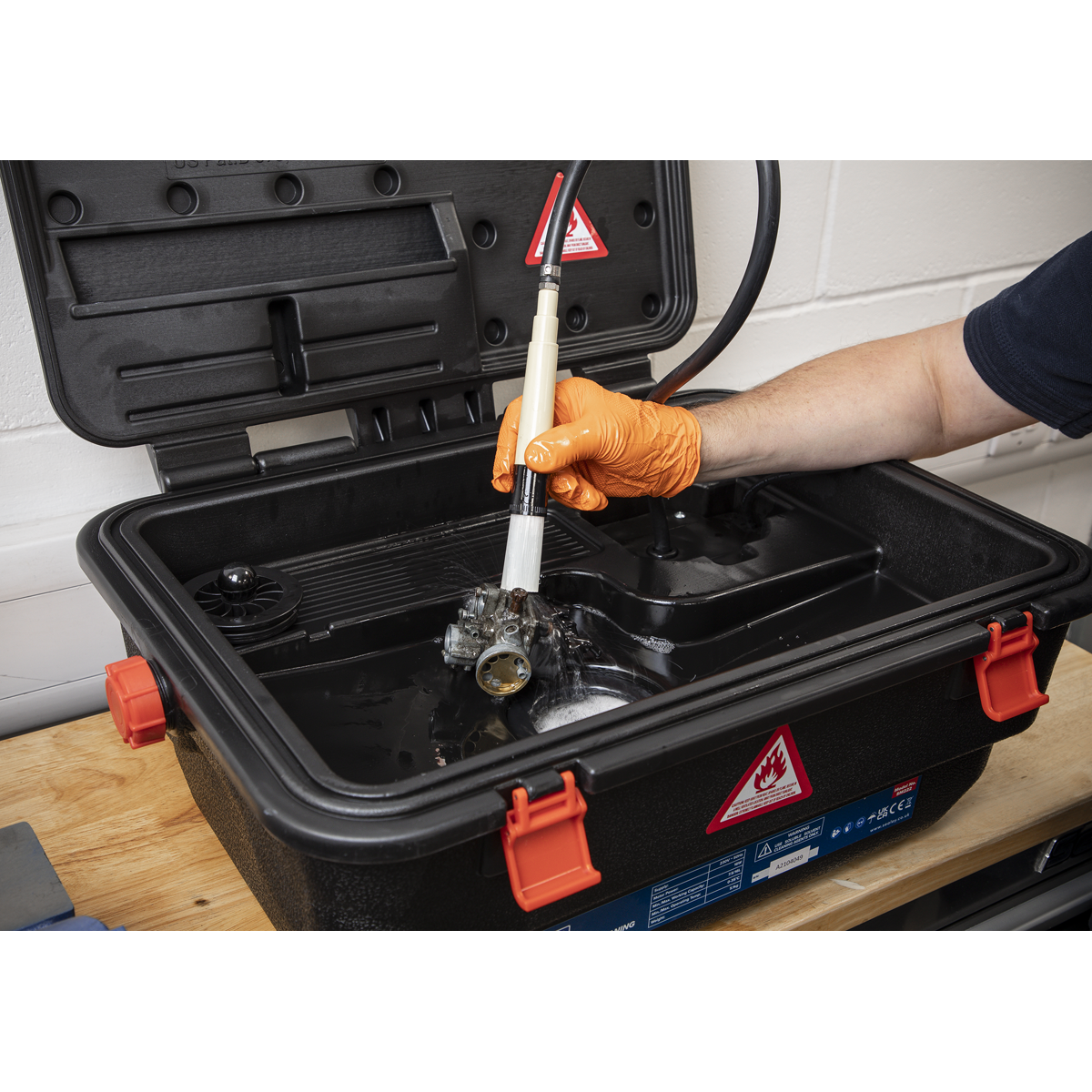 Sealey SM222 Mobile Parts Cleaning Tank with Brush 16L