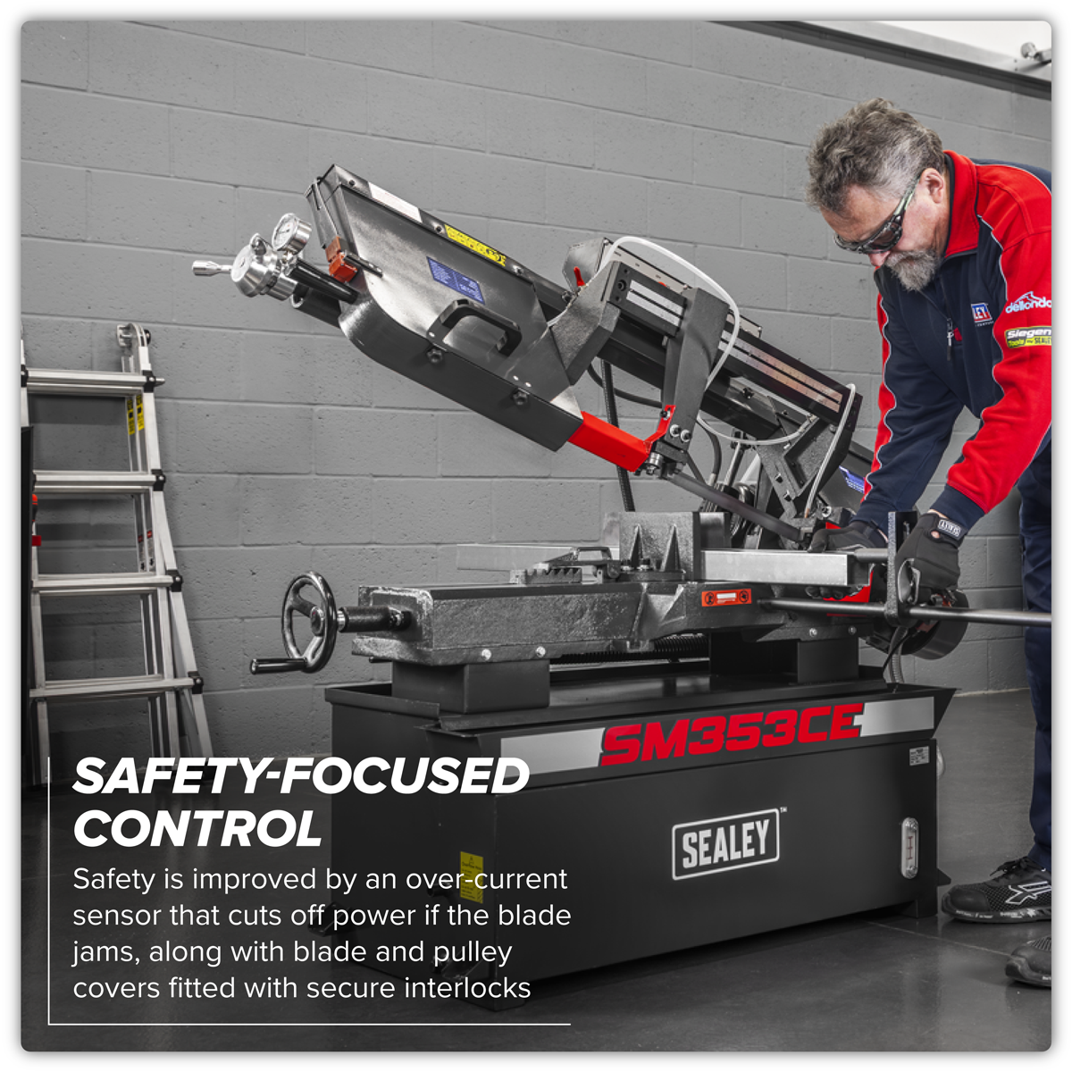Sealey SM353CE Bandsaw 400mm Horizontal Hydraulic Arm