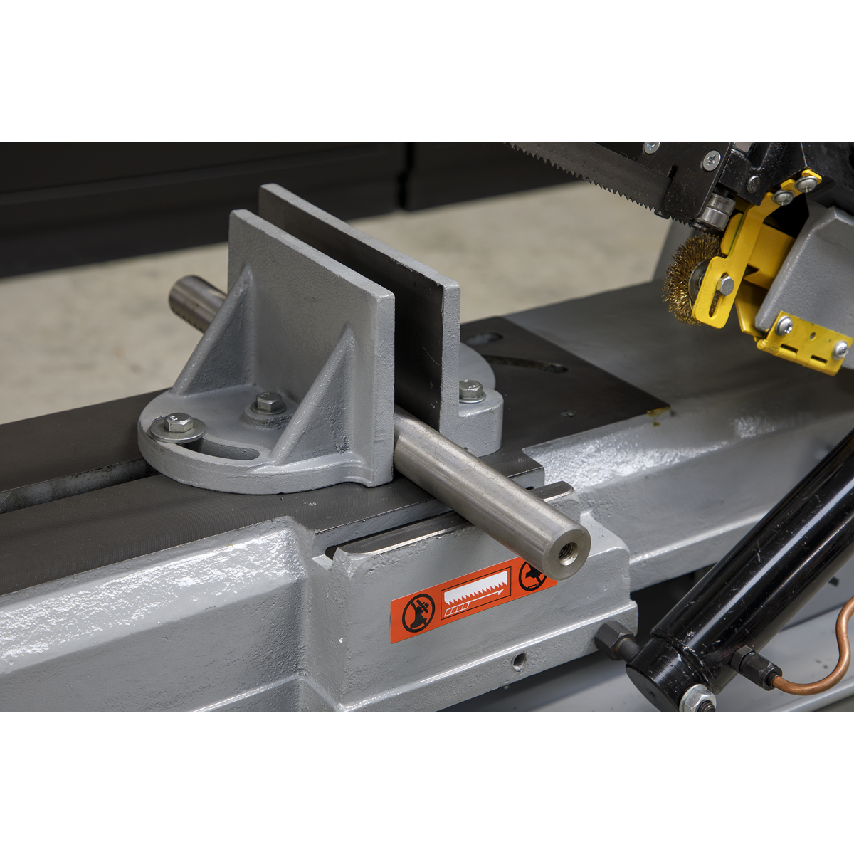 Sealey SM35CE Horizontal Bandsaw with Hydraulic Arm 300mm